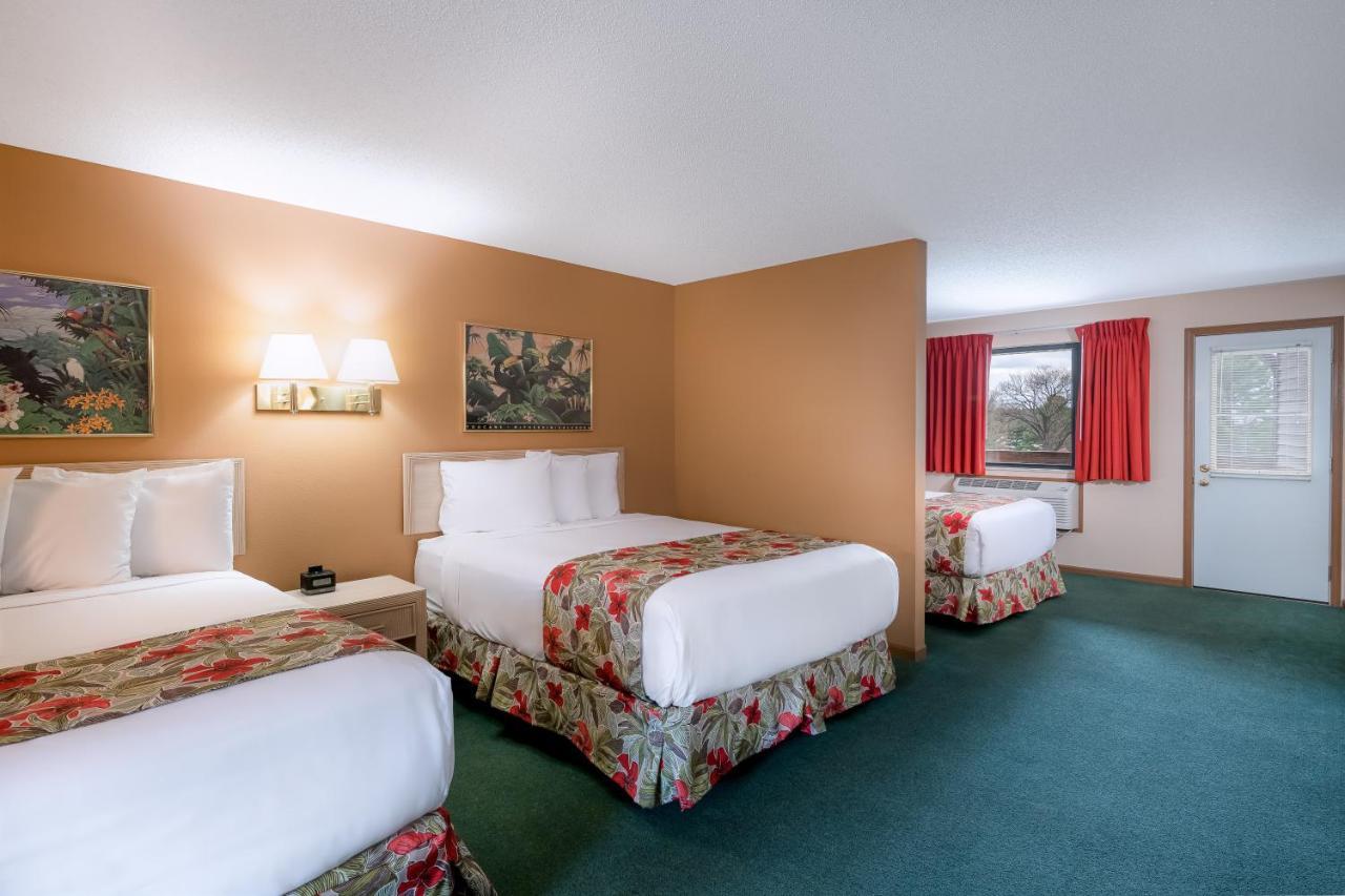 Aloha Beach Resort Wisconsin Dells Dış mekan fotoğraf