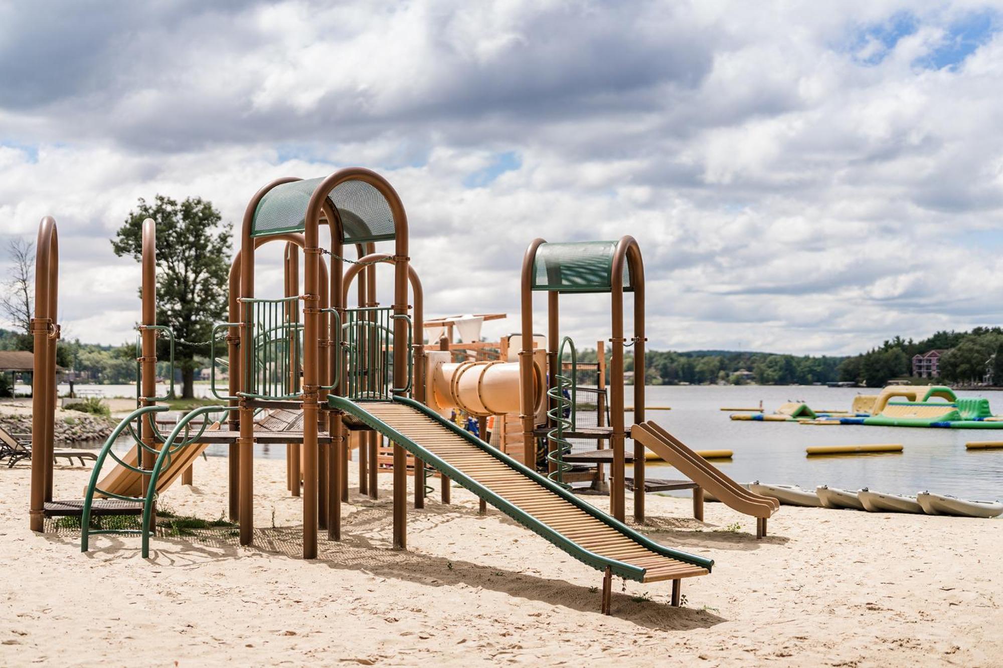 Aloha Beach Resort Wisconsin Dells Dış mekan fotoğraf